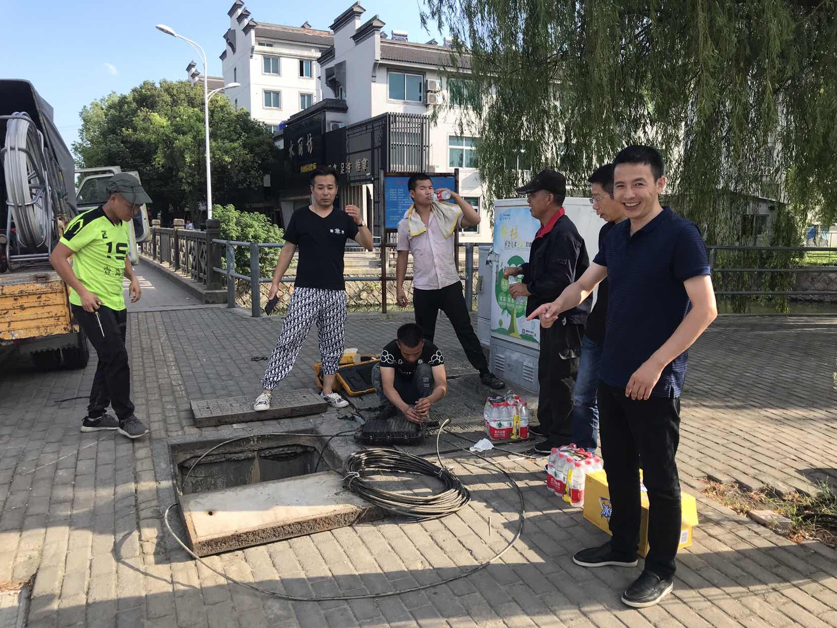 南潯線路搶修現(xiàn)場(chǎng)1.jpg